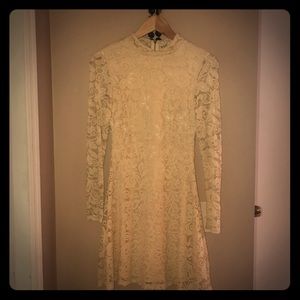 Illa Illa lace dress